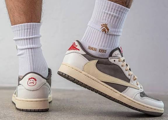 Nike Air Jorden x Travis Scott Reverse Mocha